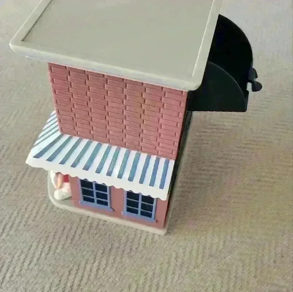 M&M Walgreens Candy Dispenser - Picture 9 of 9